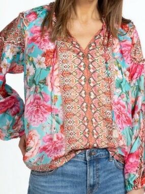 Joie Silk Floral Print V-Neck Women’s Blouse in Aqua and Pink Size Small